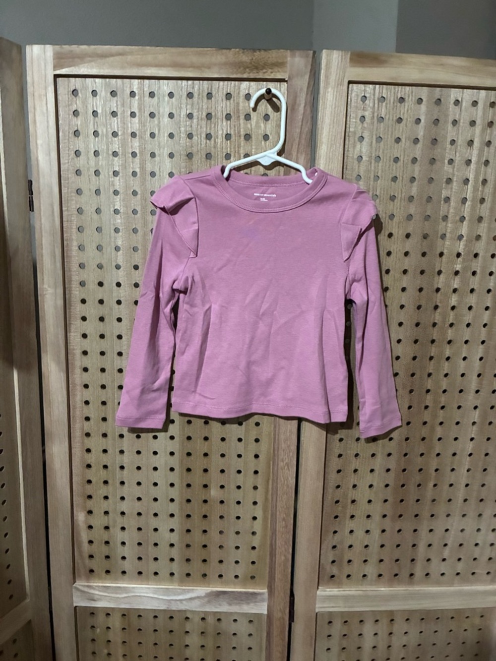 2 Amazon Essentials Long-Sleeve Tees - Picture 3 of 5